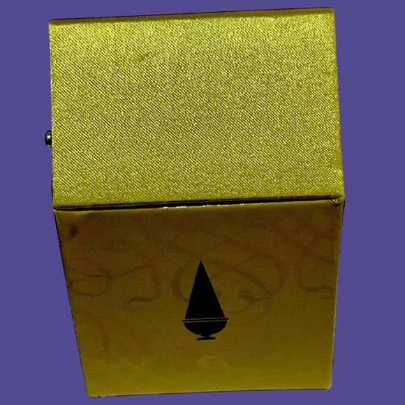 Trapp Signature Home Collection No. 29 Blackberry Vanilla 7 oz Scented Candle - Picture 8 of 14